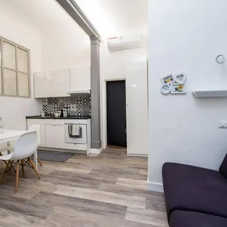 Comfy San Lorenzo Apartment