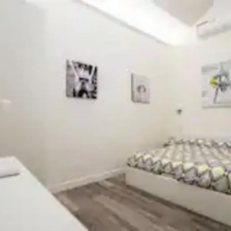 Apartment Comfy San Lorenzo Florence