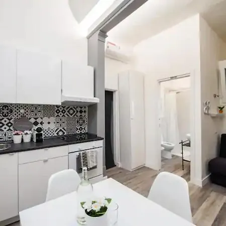 Comfy San Lorenzo Apartment *