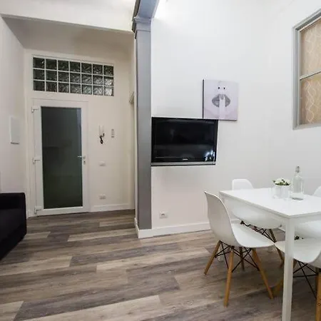 Apartment Comfy San Lorenzo Florence